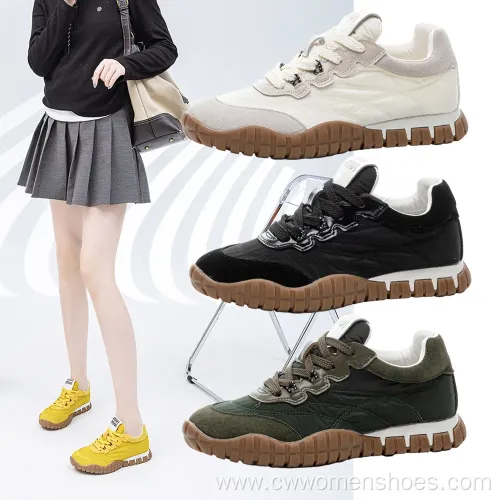 Women's Thick Soled Casual & Fashionable Sports Shoes